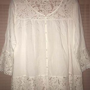 Adorable white long sleeve lace top